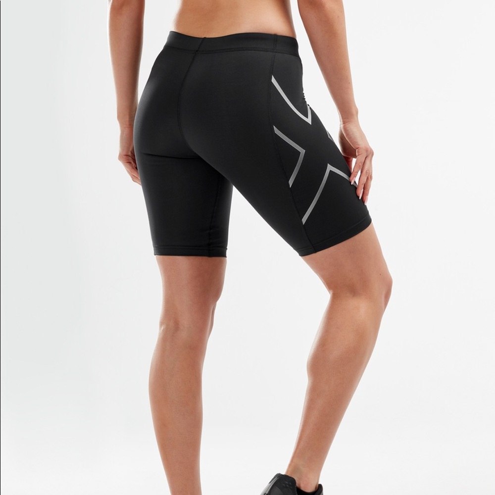 COPY - - 2xu compression shorts